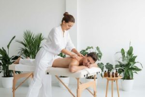 Thai Deep Tissue Oil Massage